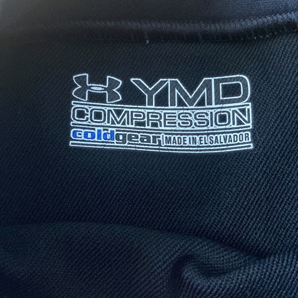 Under armour compression gear - Picture 2 of 2